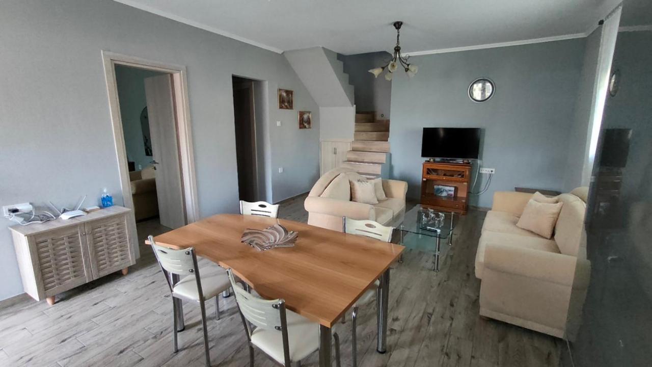 Γιώργος Και Εύα Apartment Karianí Exterior photo
